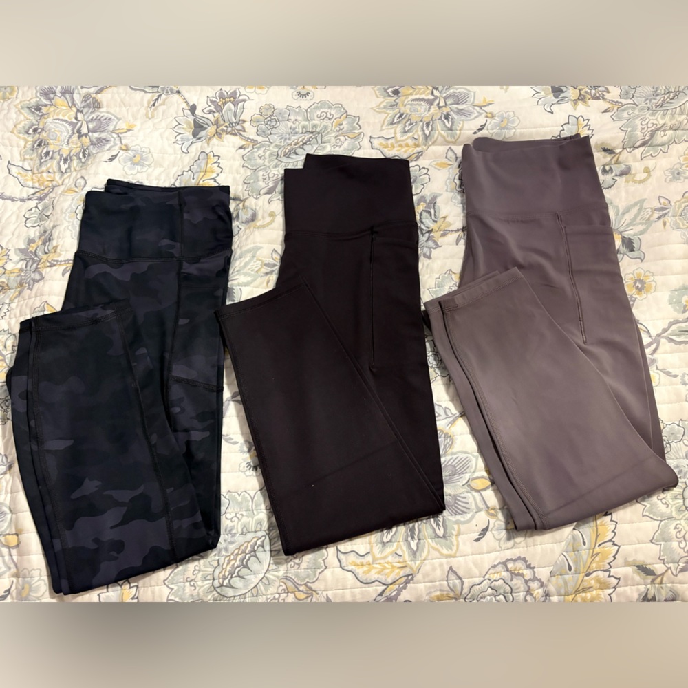 3 Pairs Of Avia Women's Black and Gray and Camo Leggings Set size L